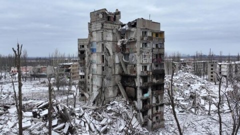 القوات الأوكرانية تستهدف دونيتسك 26 مرة وإصابة 3 مدنيين