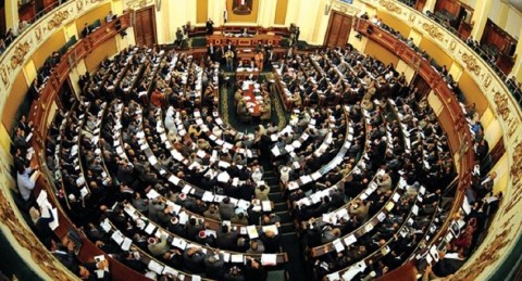 تفاصيل خلاف في مجلس الشيوخ المصري حول الاستناد إلى "مبادئ الشريعة الإسلامية"