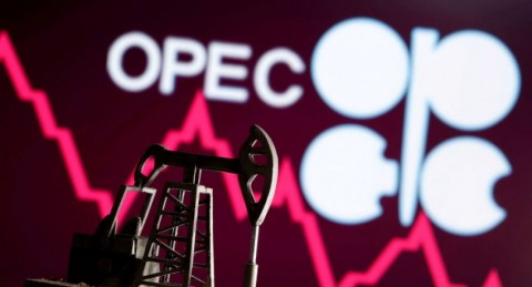 ارتفاع أسعار النفط على خلفية أنباء عن إلغاء جلسة "أوبك+"
